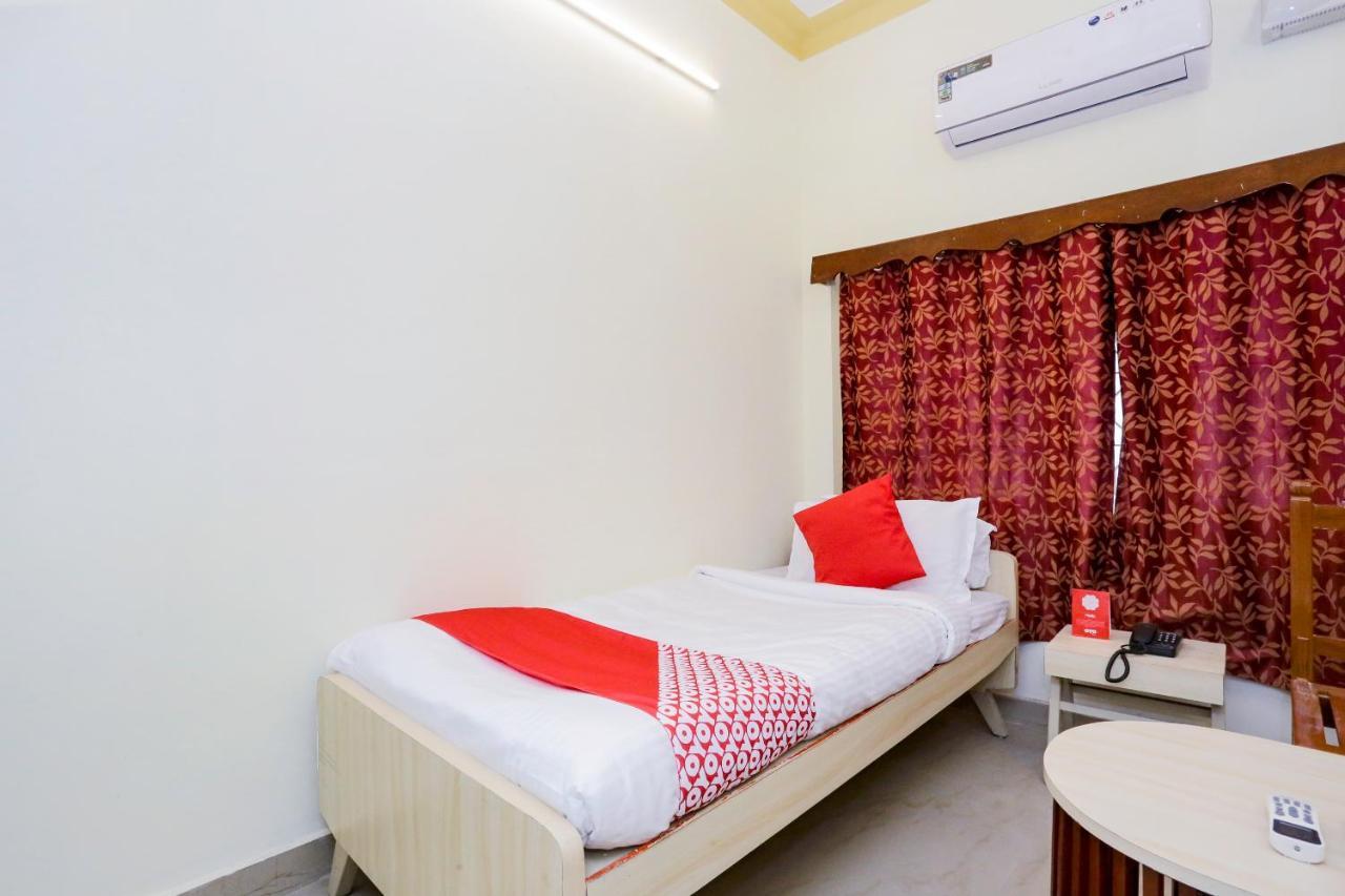 Oyo 18627 Hotel Mithila Salem Exterior foto