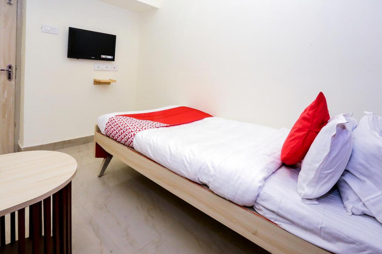 Oyo 18627 Hotel Mithila Salem Exterior foto